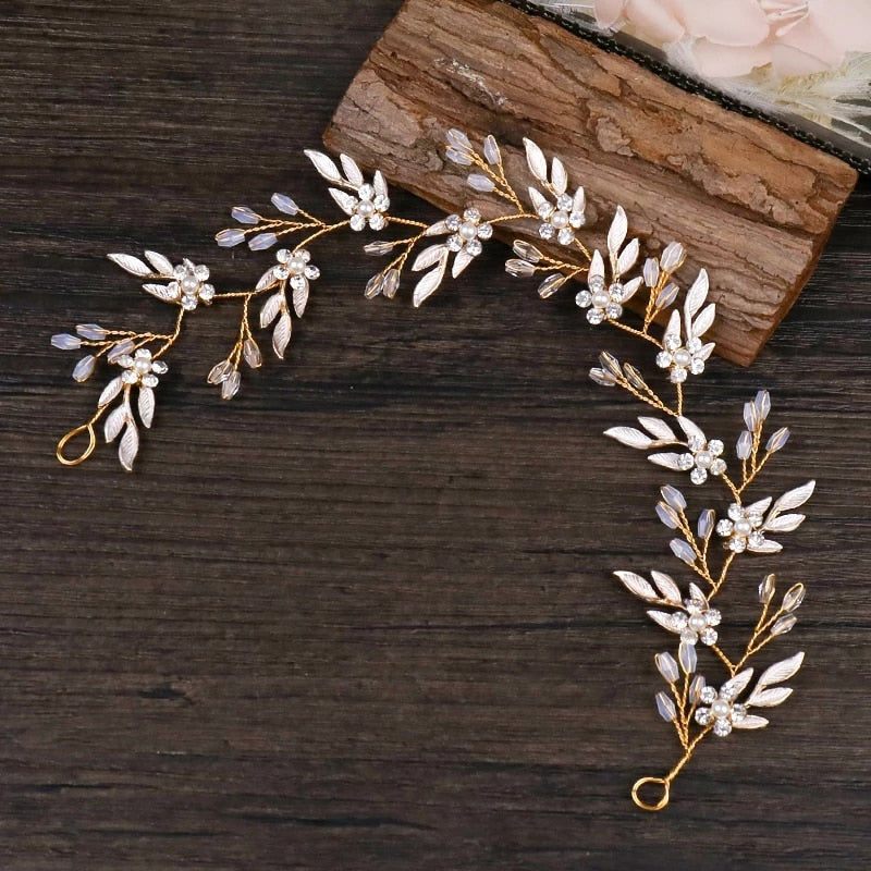 Hairband with leaves