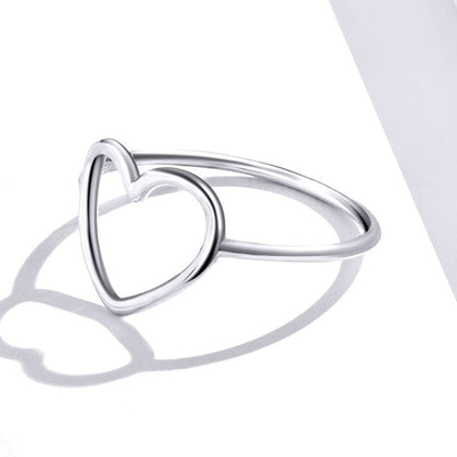 Minimalistic ring - heart