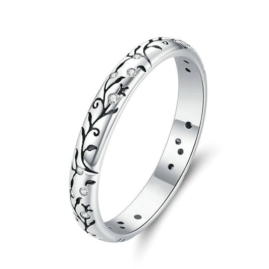 Leaf motif ring