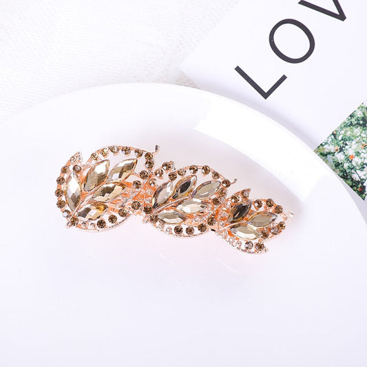 Hair clip with leaf motif