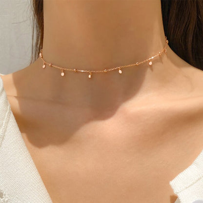 Choker type necklace