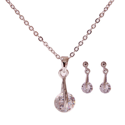 Jewelry set with a cubic zirconia pendant