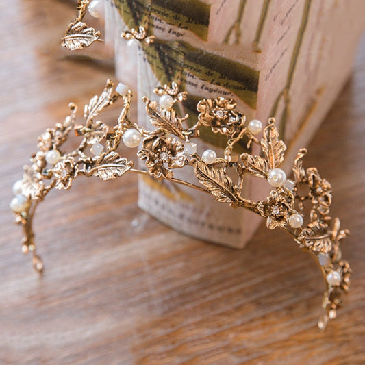 Vintage-style hairband