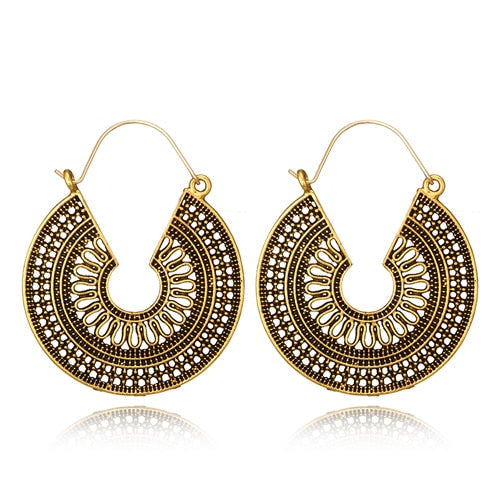 Earrings with Aztec motif