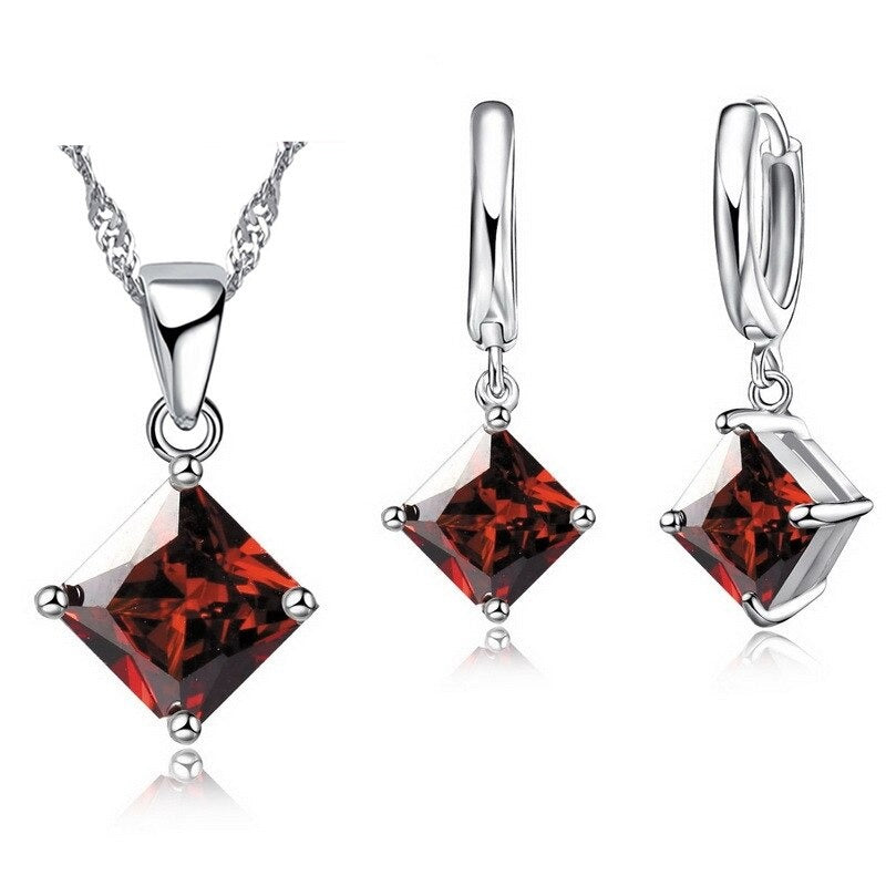 Jewelry set with zirconia