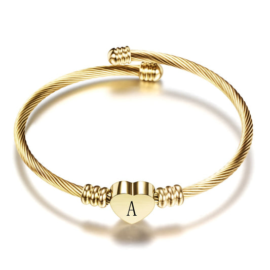 Bracelet with an initial