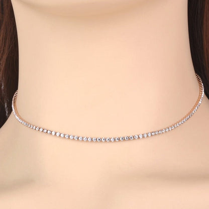 Choker with zircons