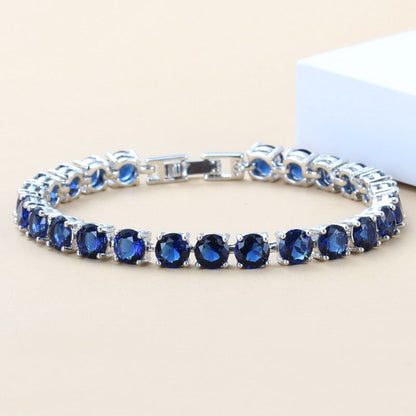 Bracelet with zircons