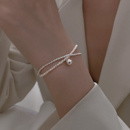 Bracelet with a pearl