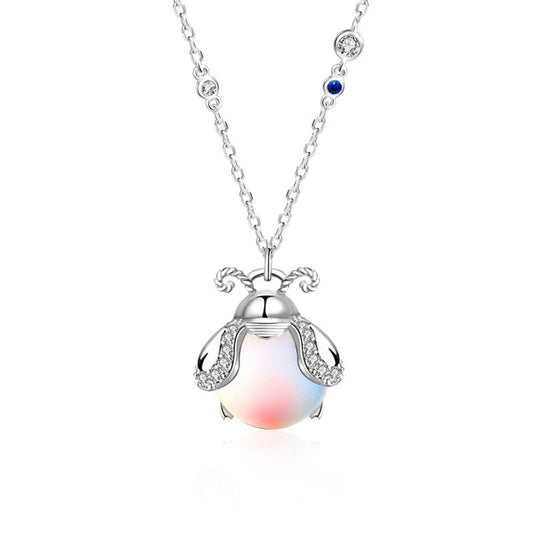 Necklace with a pendant - firefly