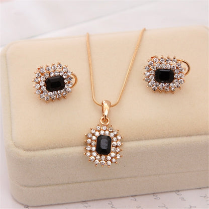 Jewelry set with zirconia