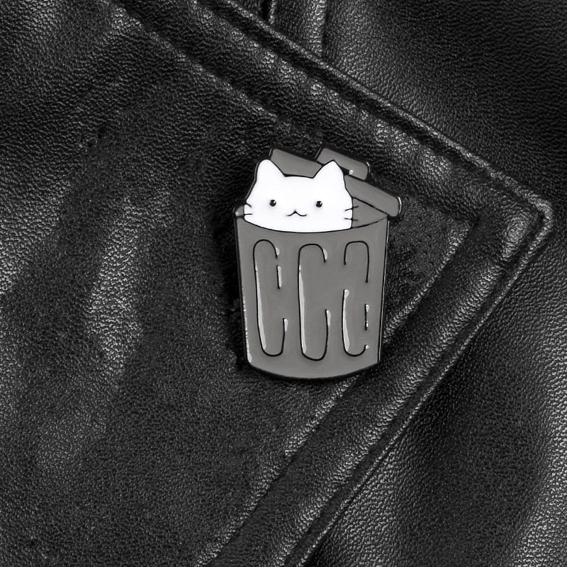 Cat-shaped pin