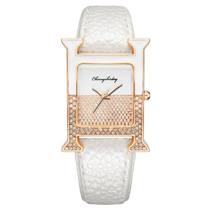 Elegant ladies quartz watch