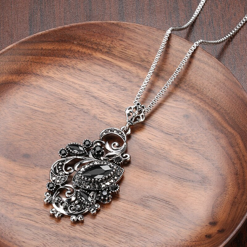 Necklace with an eyelet