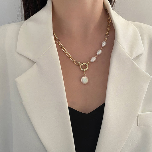 Pearl chain necklace