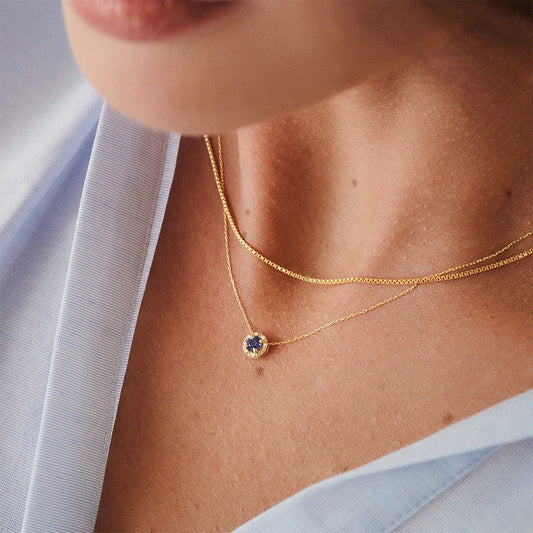 Minimalist necklace with cubic zirconia