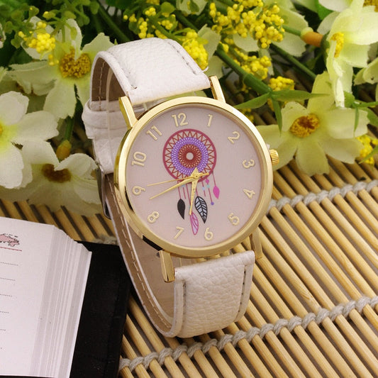 Women's watch with a dreamcatcher motif